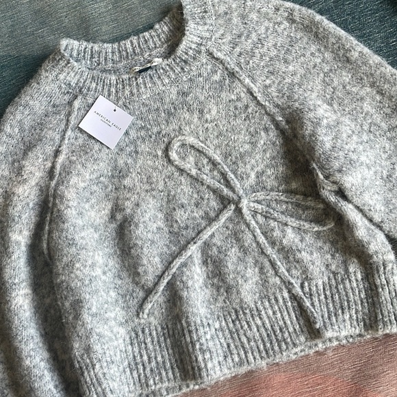 American Eagle Cozy Coquette Cropped Holiday Sweater - Picture 10 of 13